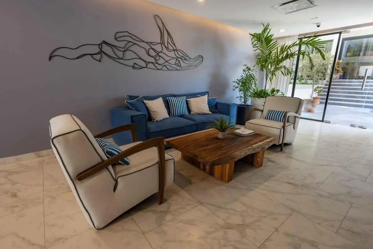 The Boat 2 Blocks From The Sea And 5Th Ave 200 Mb Villa Playa del Carmen
