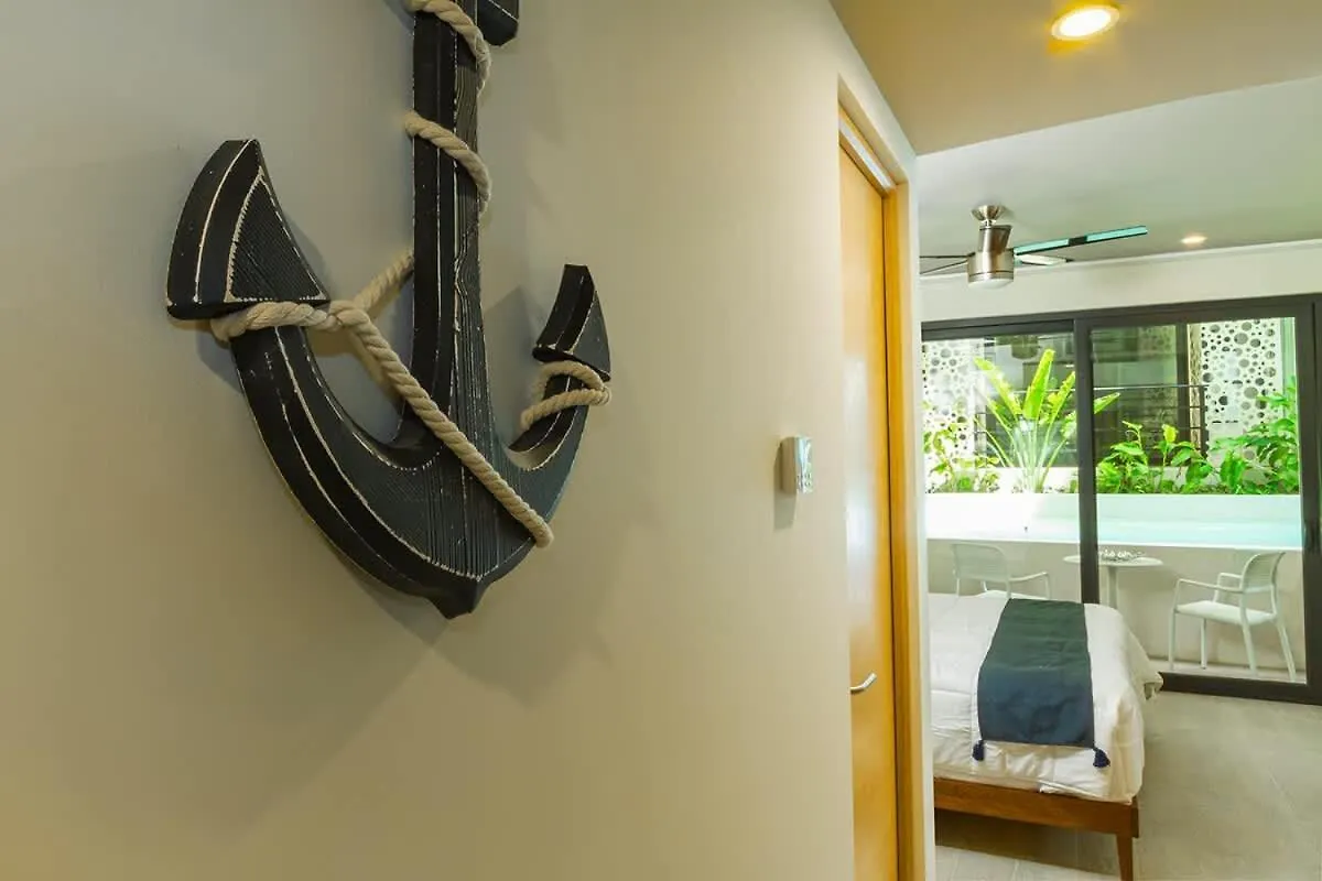 The Boat 2 Blocks From The Sea And 5Th Ave 200 Mb Villa Playa del Carmen 0*,